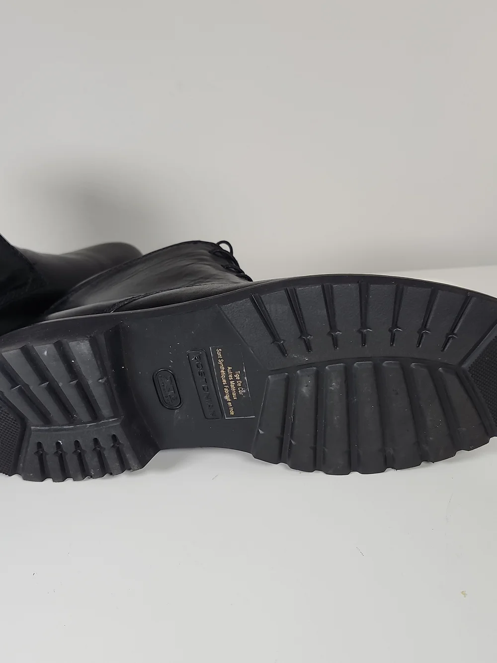 Bostonian Duralight Black Leather Chukka Boots - 11 1/2